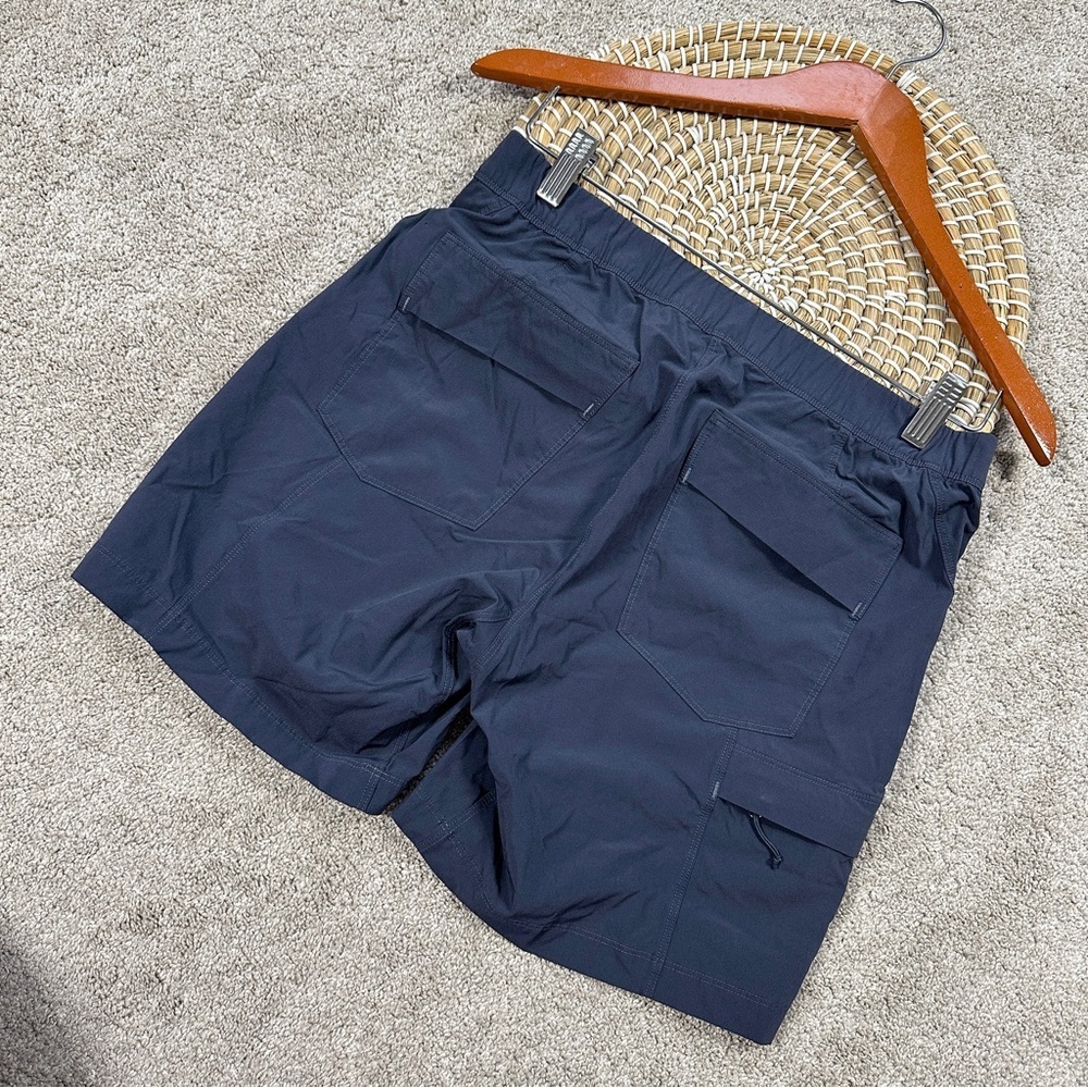 Arc’teryx Women’s Alroy Short 7” Mid Rise Lightweight Outdoor Hiking in Navy 6 - Picture 5 of 16